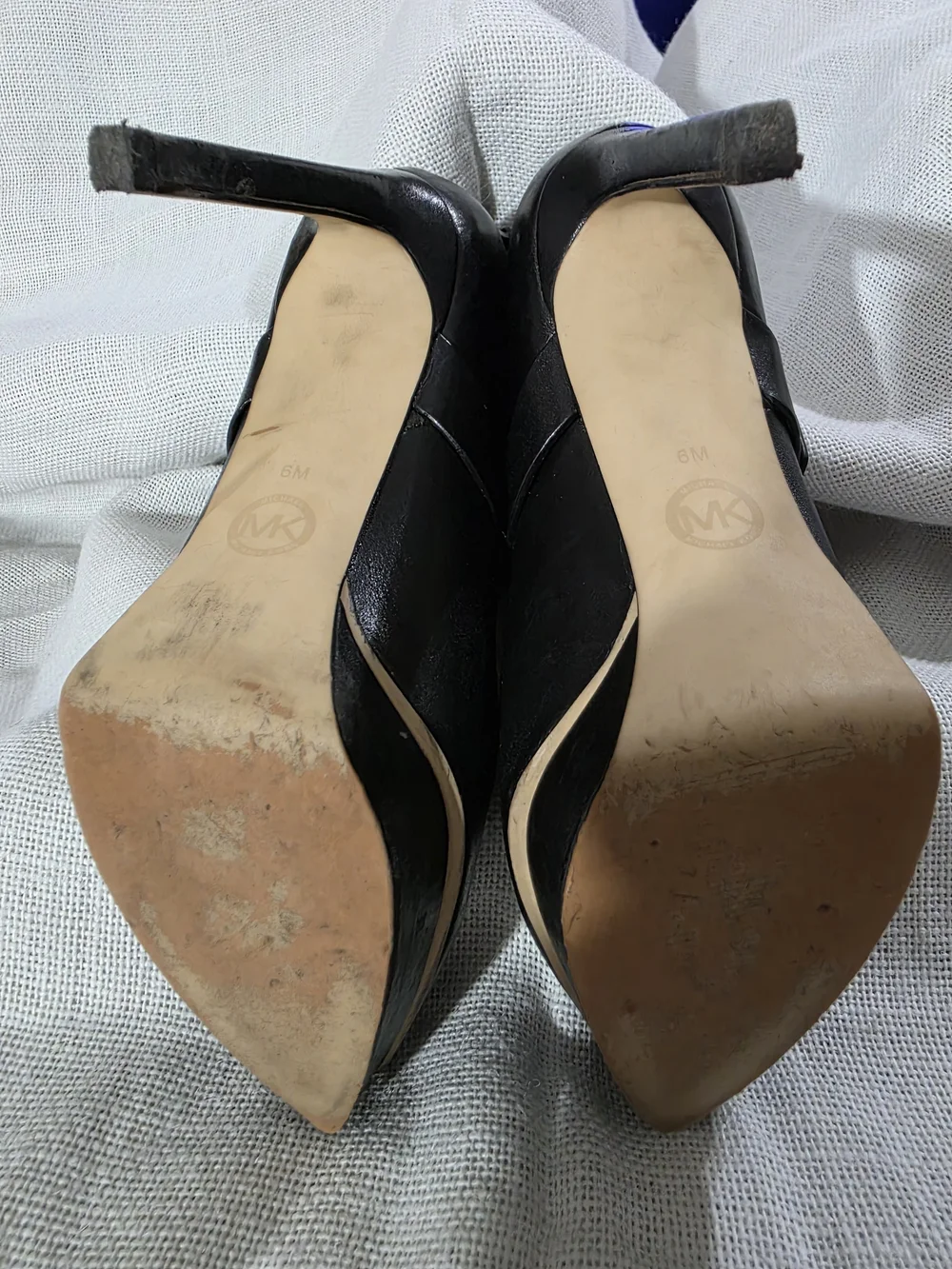 Michael Michael Kors Black Leather Studded Pointed Toe Ankle Booties Size 6M